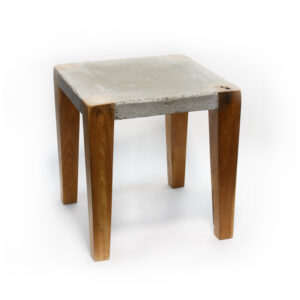 Krukje van hout en beton